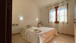 Solanas - Santa Barbara: villa indipendente immersa nel verde | Maison Prestige Villasimius