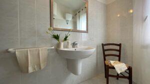 Solanas - Santa Barbara: villa indipendente immersa nel verde | Maison Prestige Villasimius